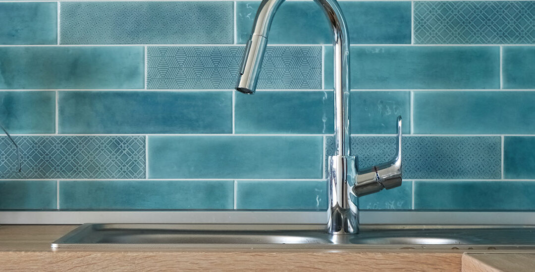 4 Things to Consider When Choosing the Right Backsplash Designs